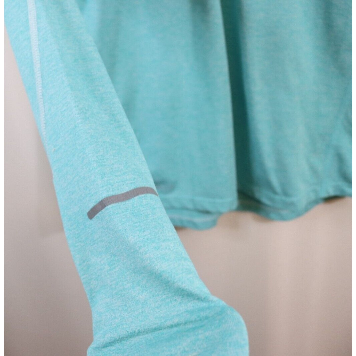 Nike Dri Fit Running Teal Sweater Size Small Long Sleeve