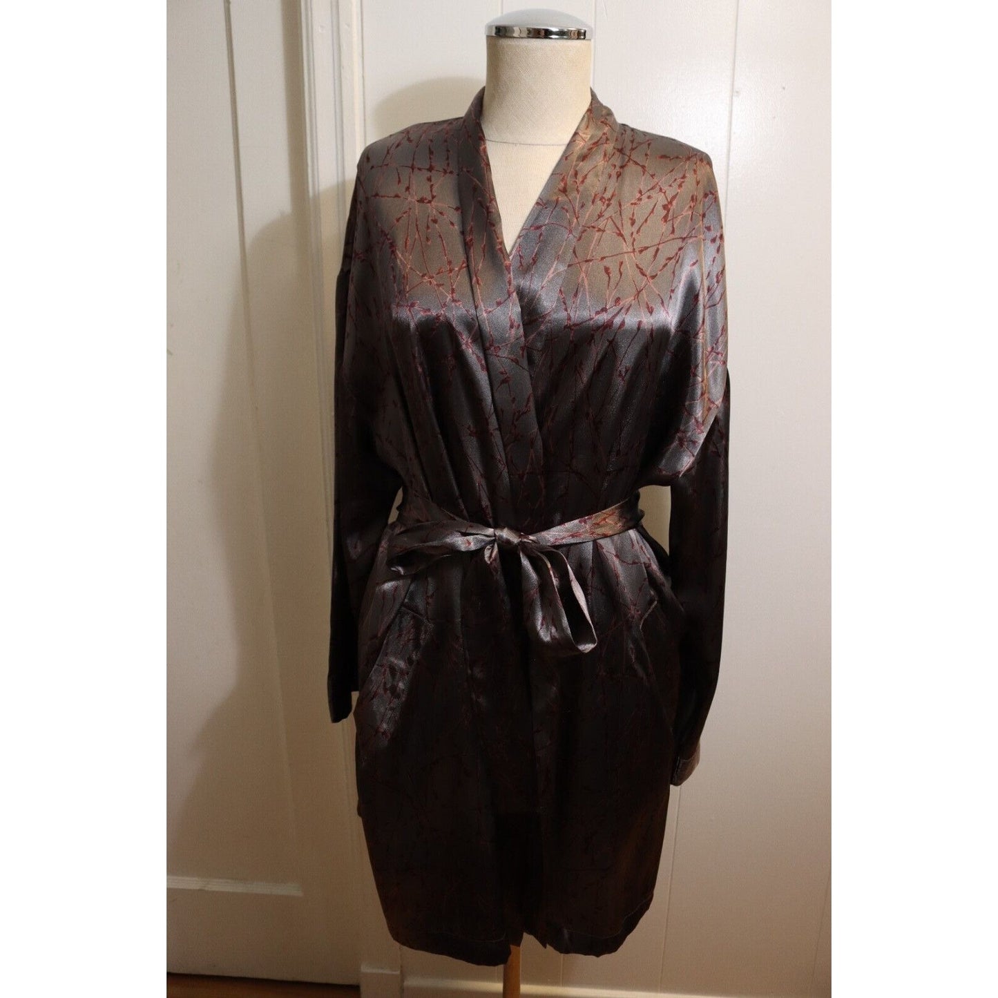 Victoria Secret Brown Robe With Red Leaf Design One Size Attached Tie