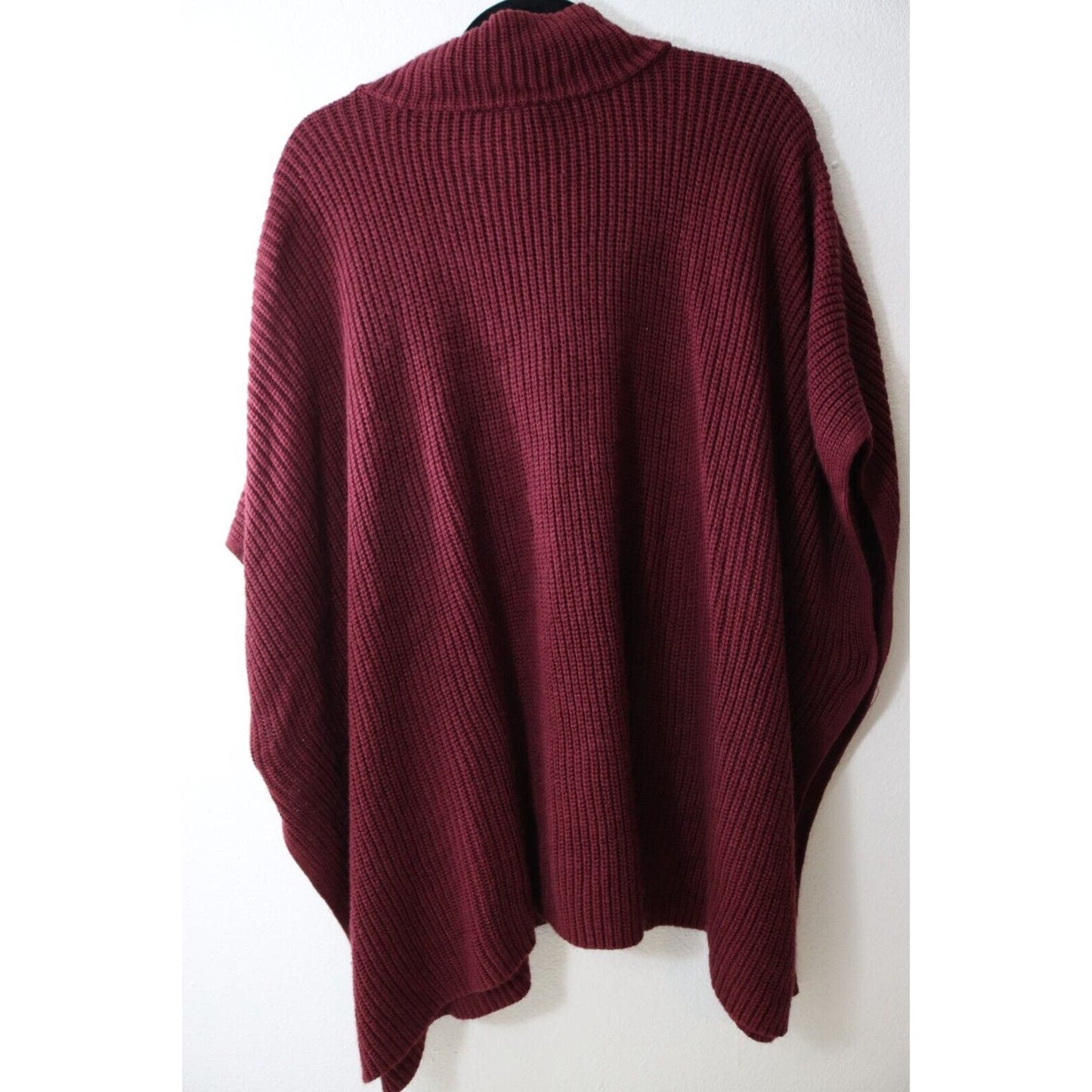 Lane Bryant Relaxed Sleeve Turtleneck Poncho Maroon