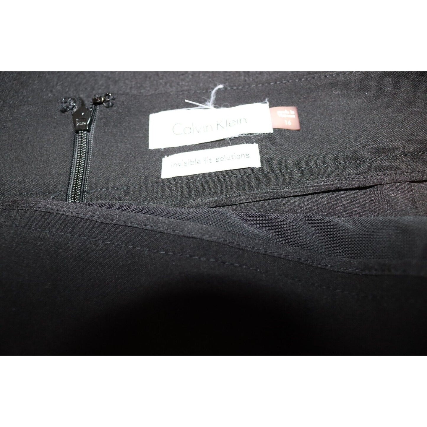 Calvin Klein Invisiable Solutions Fit Size 16 Lined