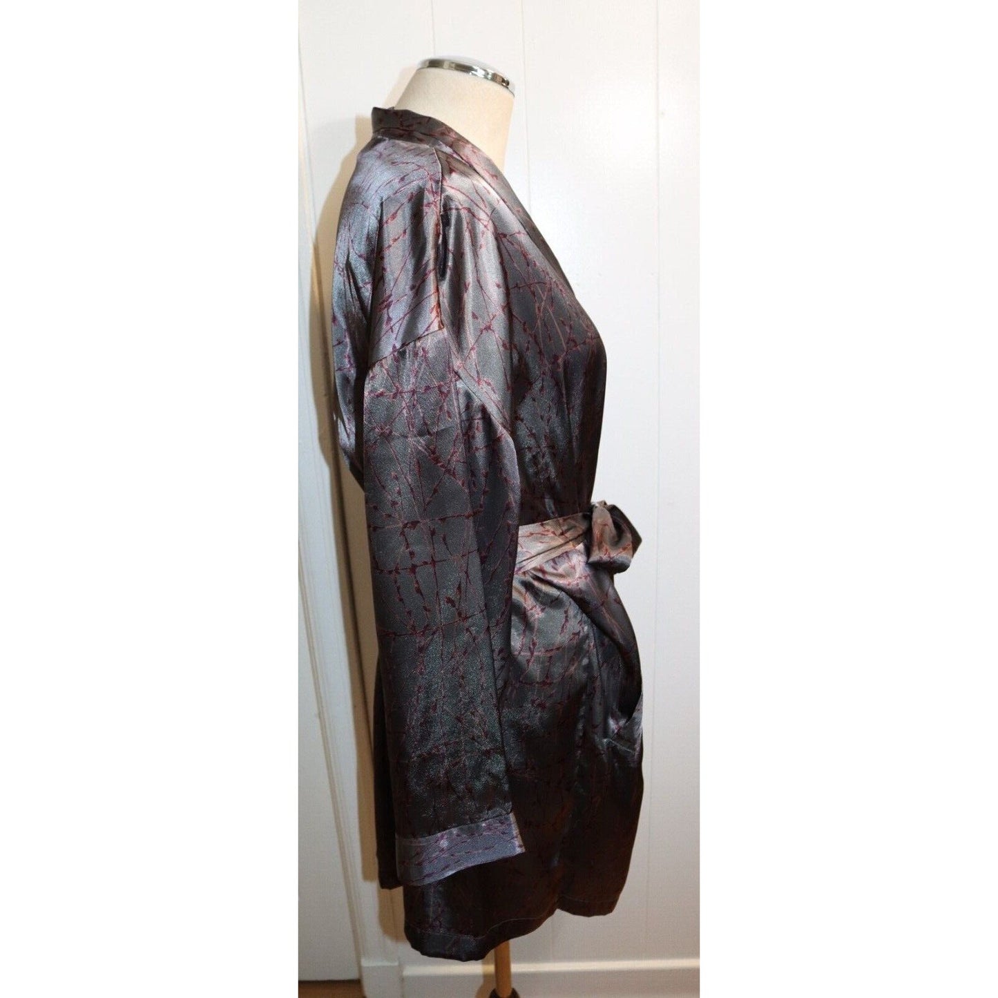 Victoria Secret Brown Robe With Red Leaf Design One Size Attached Tie