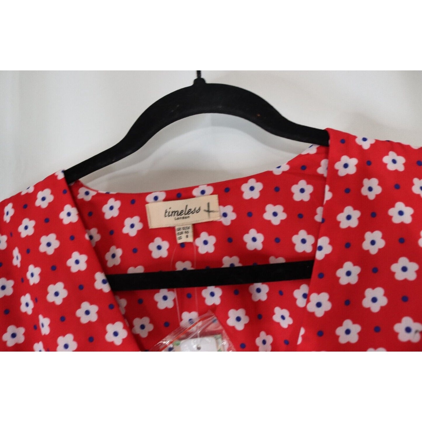 Timeless London Jumpsuit Red with Flowers Short Sleeve Size 8
