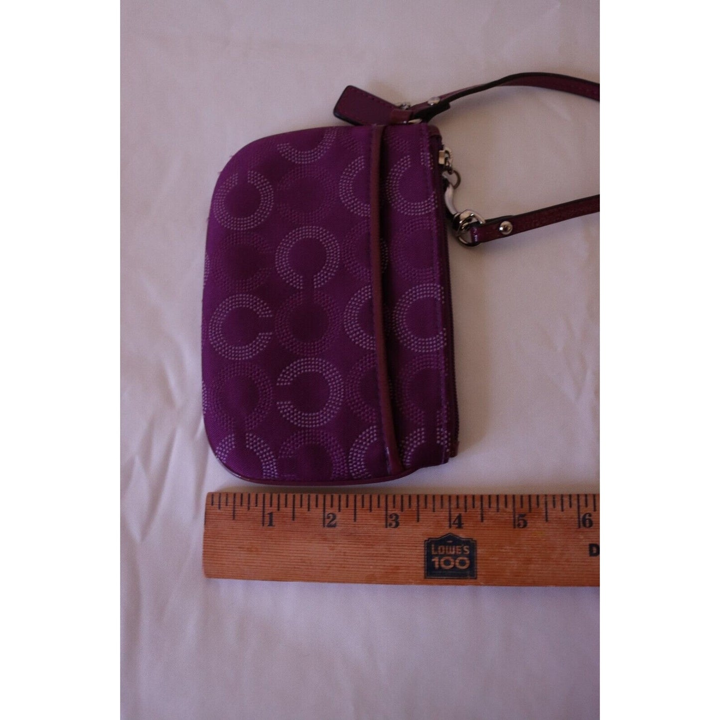 Coach Purple Wristlet C Logo Hangtag