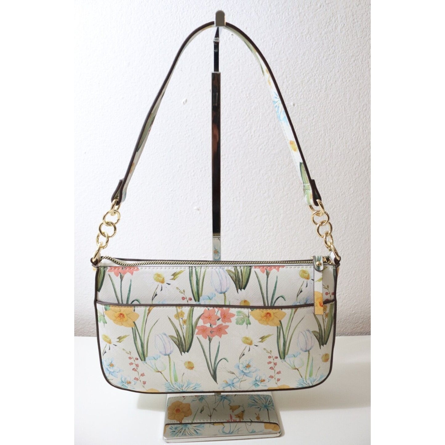 Nanette Lapore White Floral Zippered Shoulder Bag Purse Gold Hardware Pockets