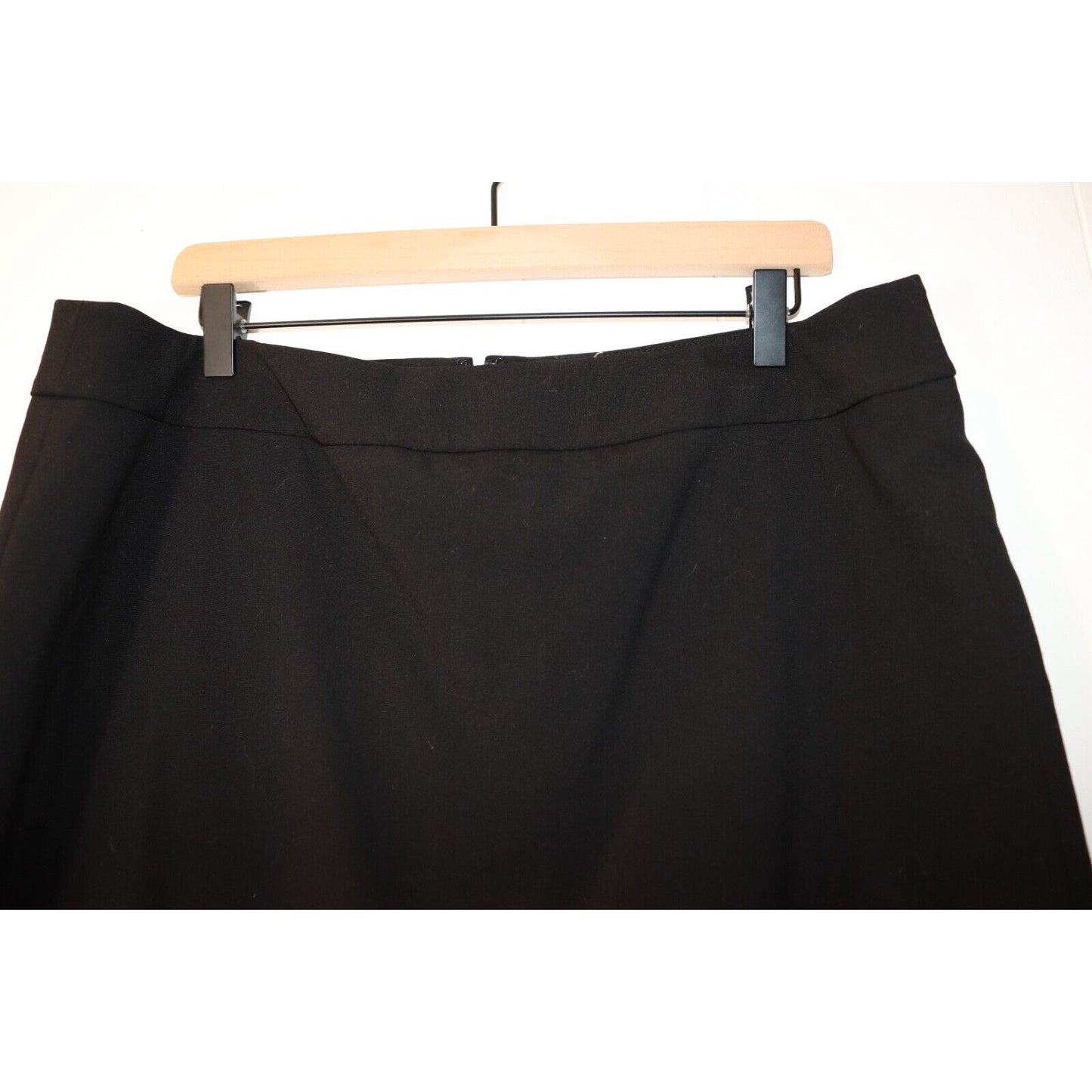 Calvin Klein Invisiable Solutions Fit Size 16 Lined