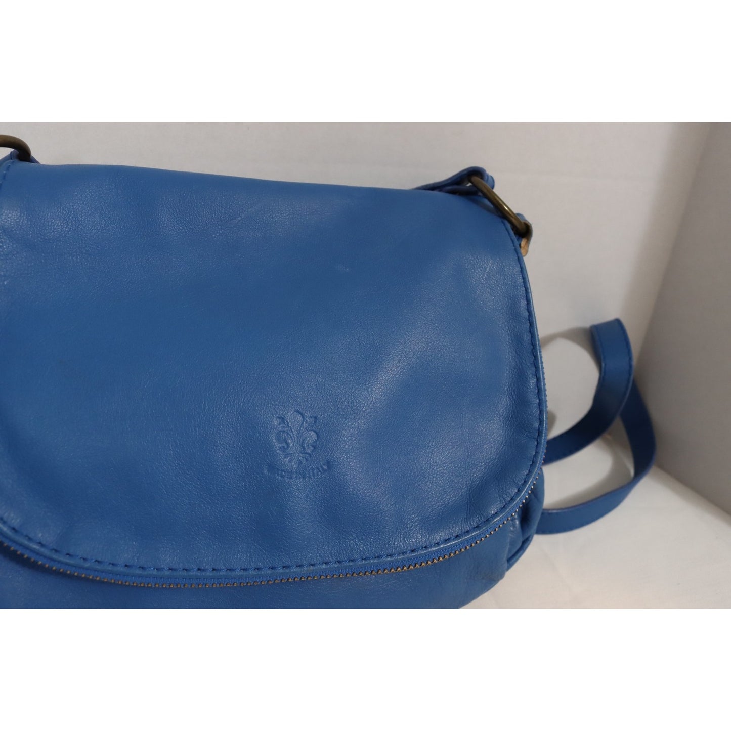 Vera Pelle Blue Crossbody Adjustable Fold Over Zip Made in Italy