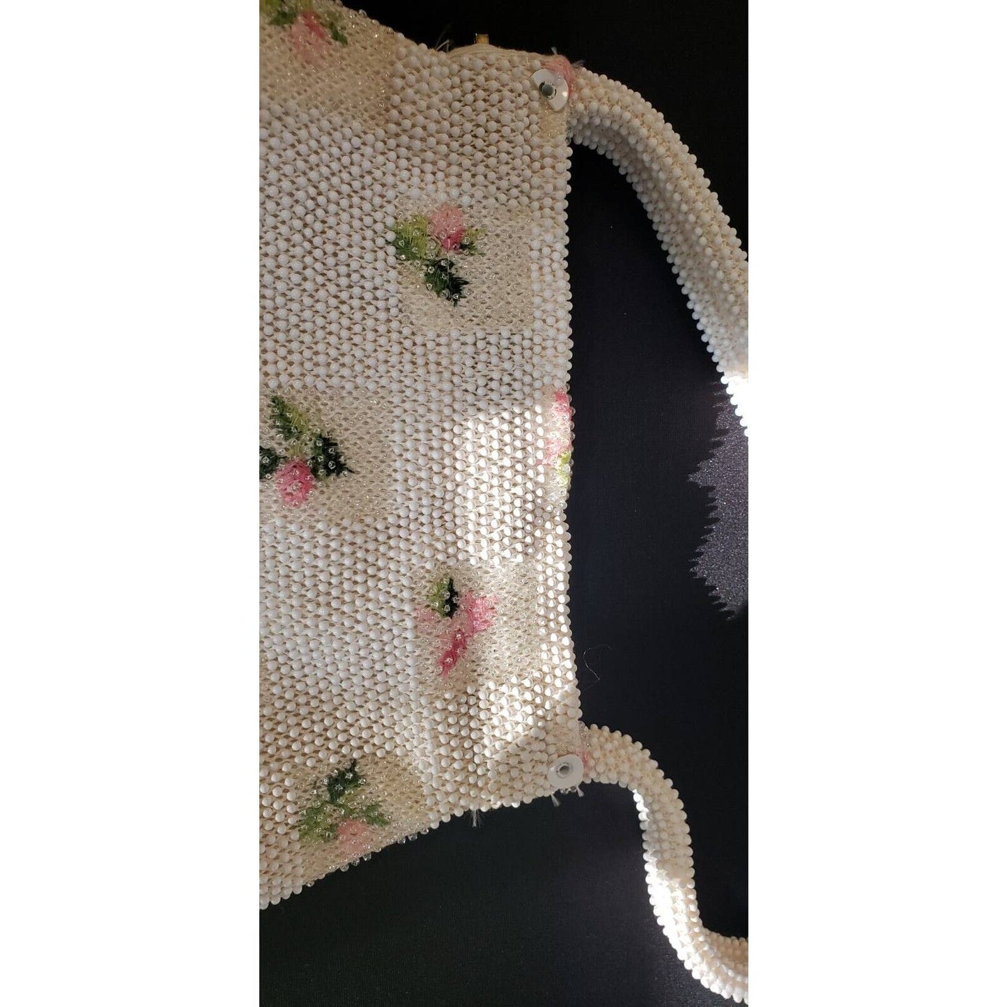 Vintage Beaded Embroidered Floral Top Handle Made in USA (40)