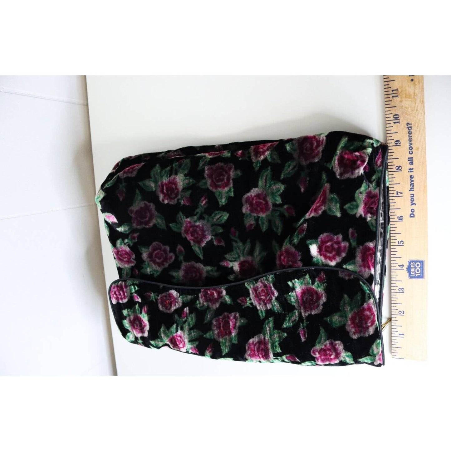 Vintage Rare Victoria Secret Cosmetic Bag Velvet Black Rose (34)