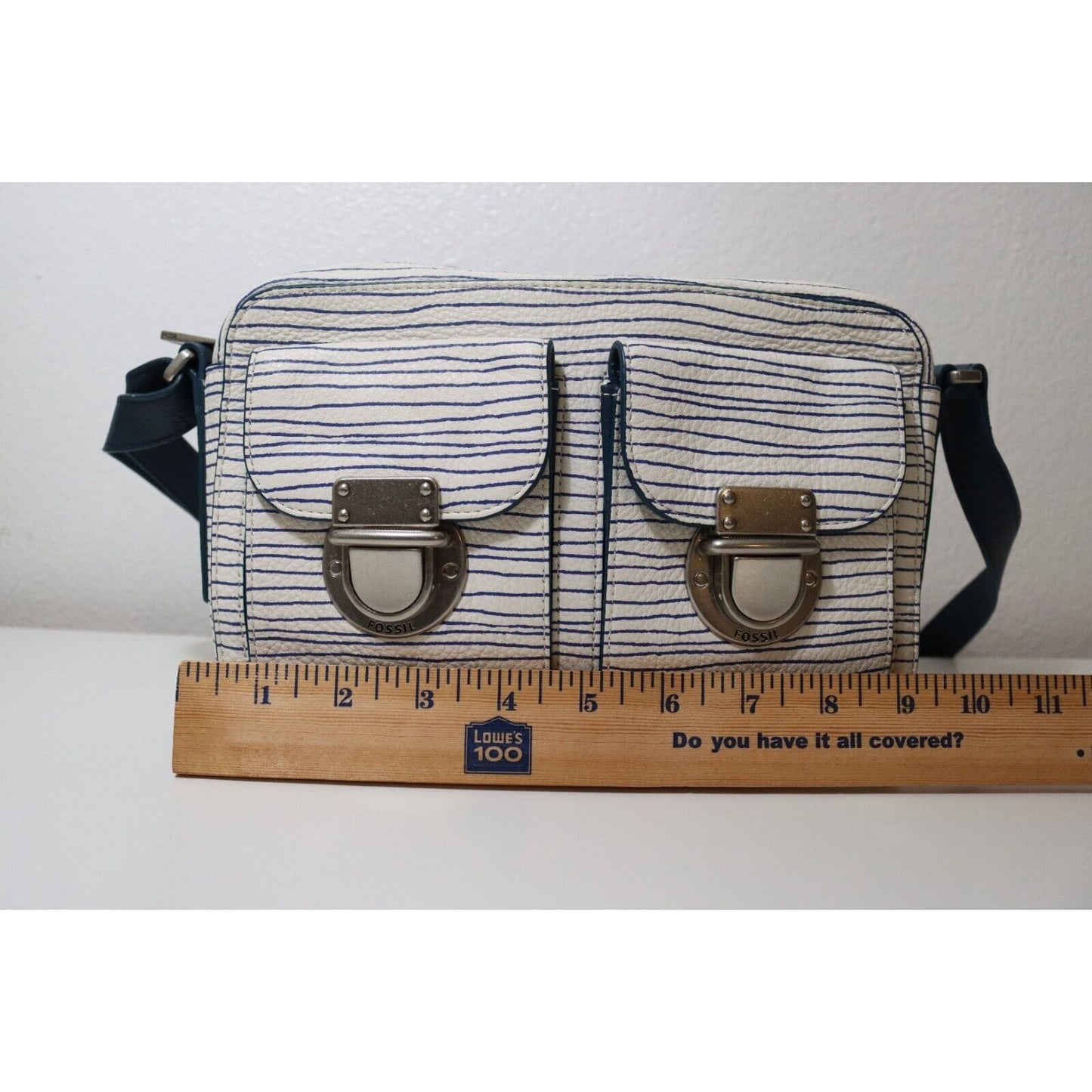 Vintage Fossil Leather Crossbody Shoulder Bag White Blue Striped Silver Buckle Accent