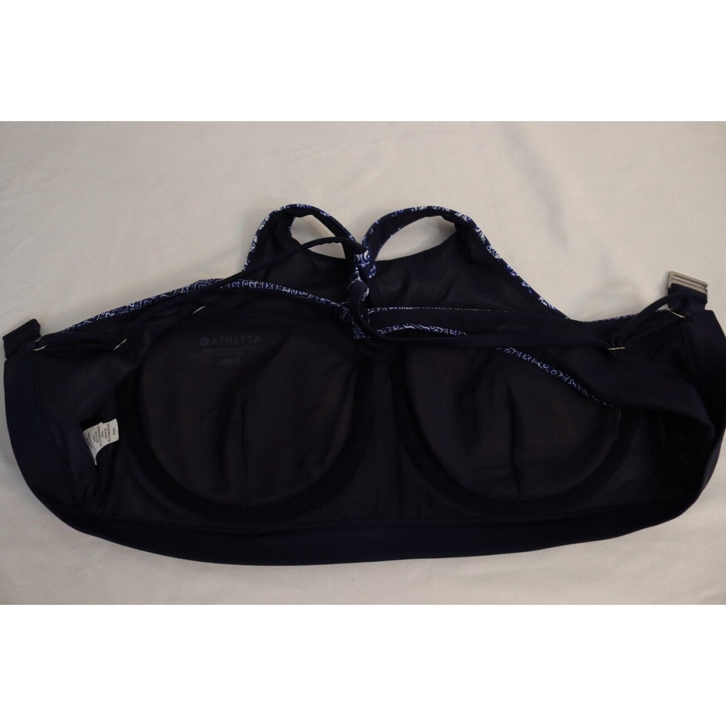 Athleta Swim Top Size 35 B/C Underwire Padded