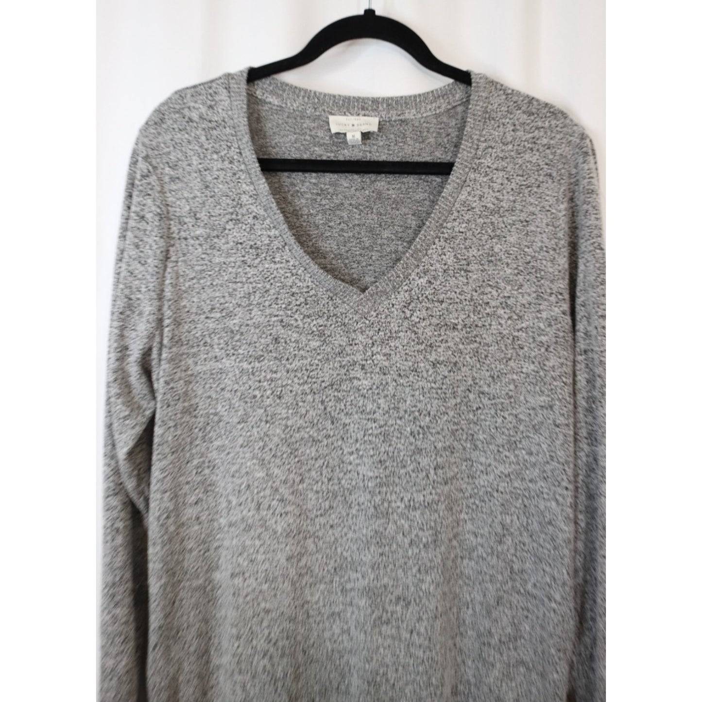 Lucky Brand M Sweater Heathered Gray Lightweight V-Neck Long Sleeve SOFT
