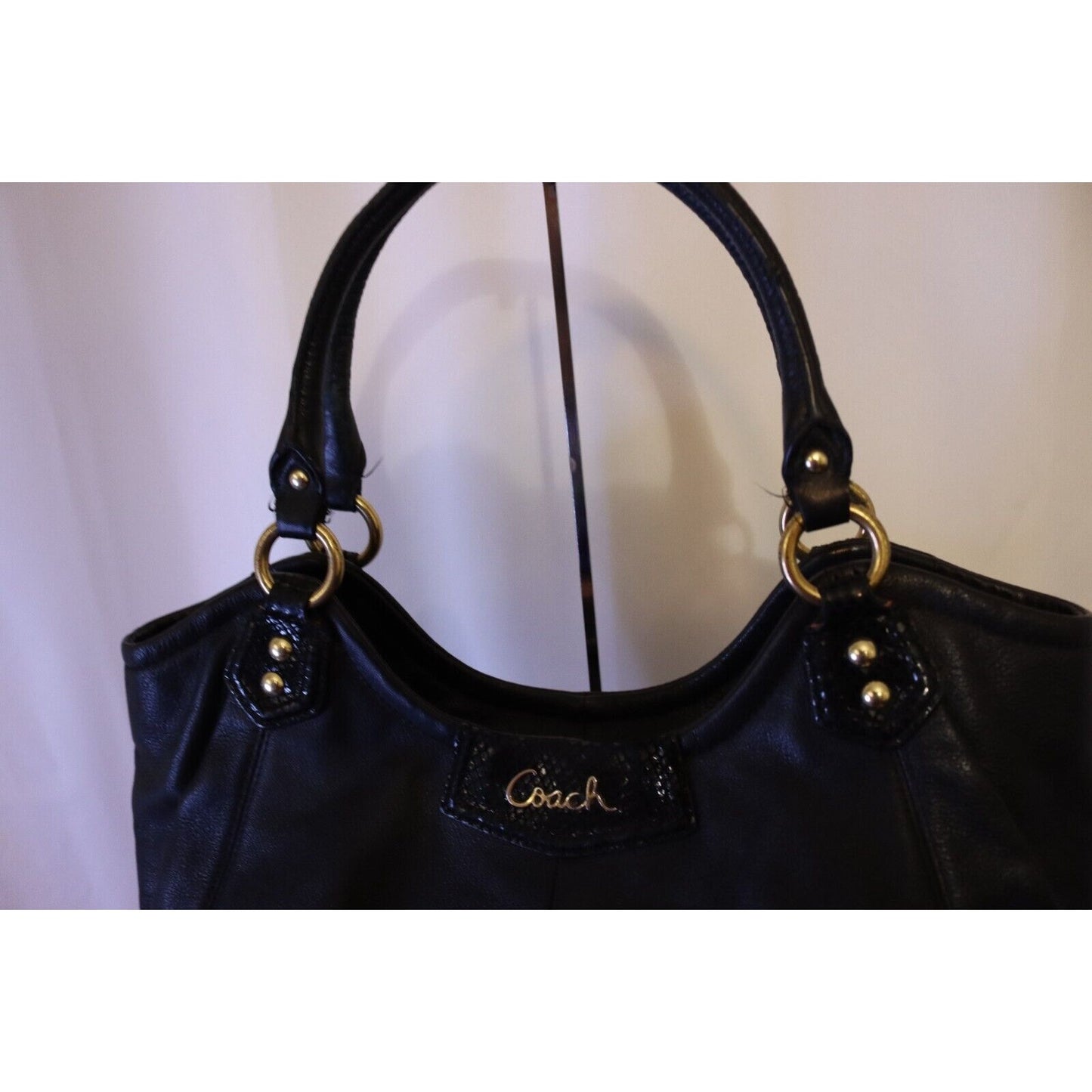 Coach Black Leather Hobo Shoulder Bag Gold Hardware F23308