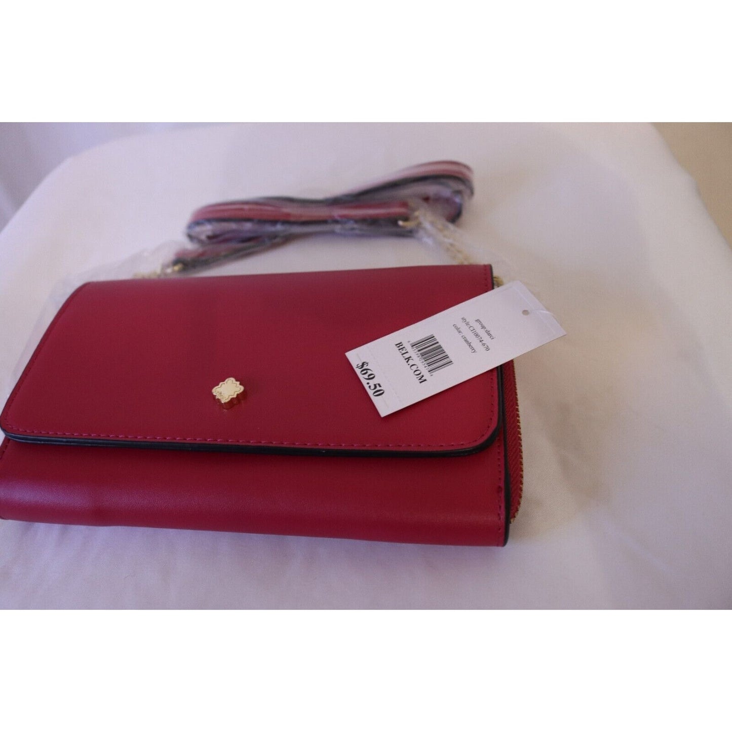 NWT Crown & Ivy Pink Crossbody Purse Convertable Wallet Detactable Strap