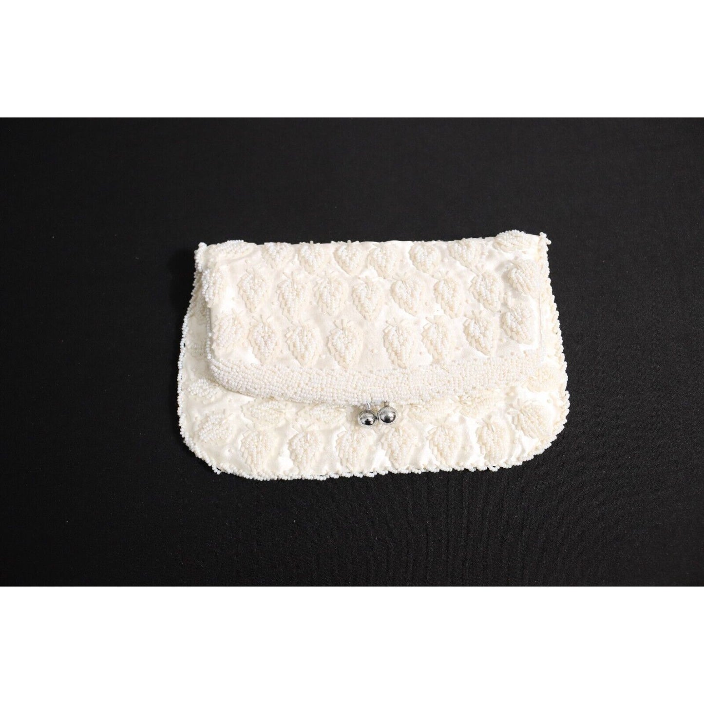 Vintage Beaded Kiss Lock Clutch White Foldable