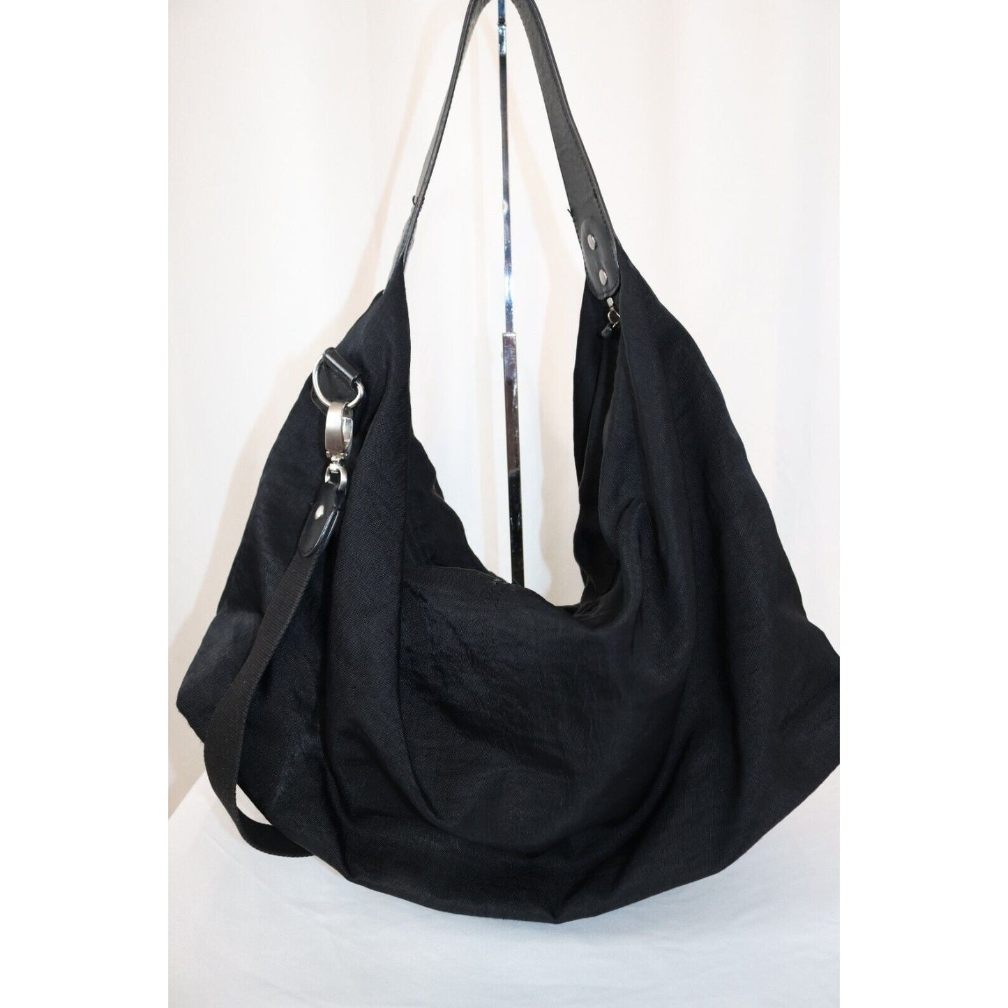 Ellington Leather and Nylon Overside Black Travel Overnight Gym Bag