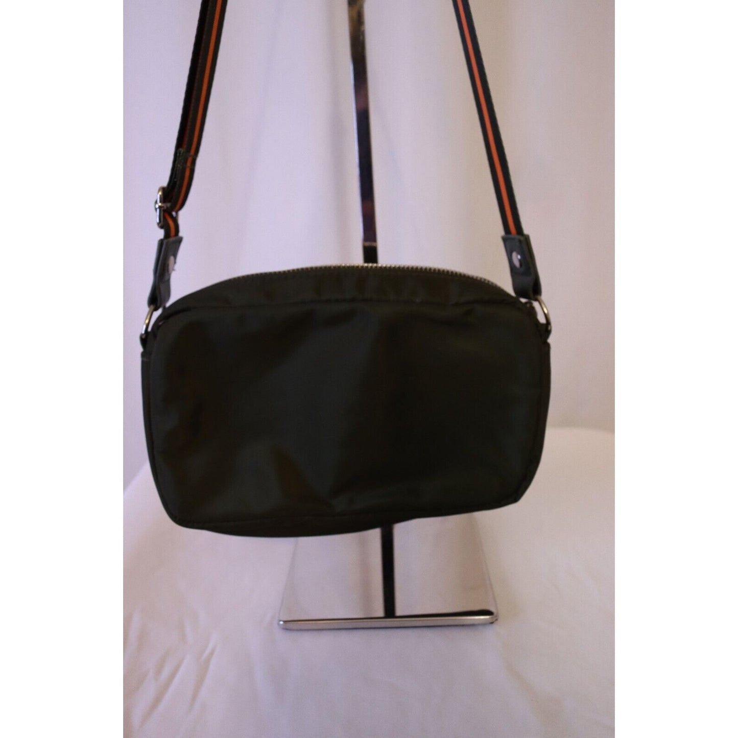 Wild Fable Crossbody Bag with Pockets Army Green Silver Hardware