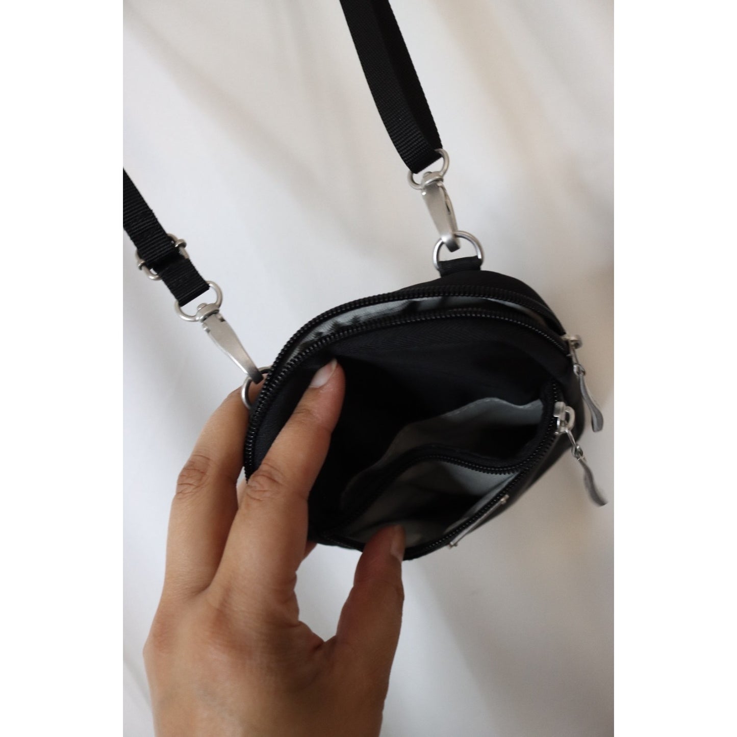Baggalini Black Small Crossbody Bag Adjustable Detachable