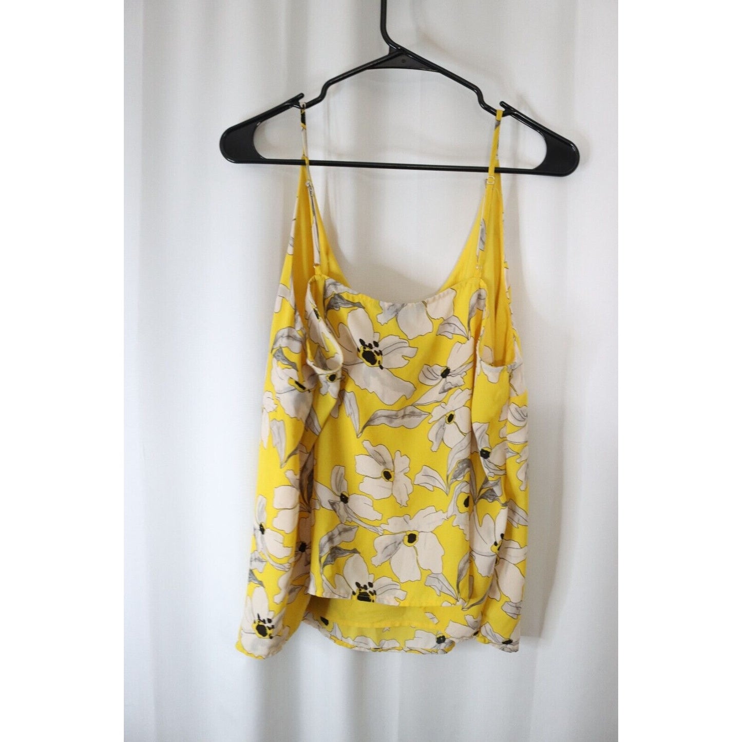 Banana Republic Yellow Tank Top Size XL V Neck Lightweight Floral