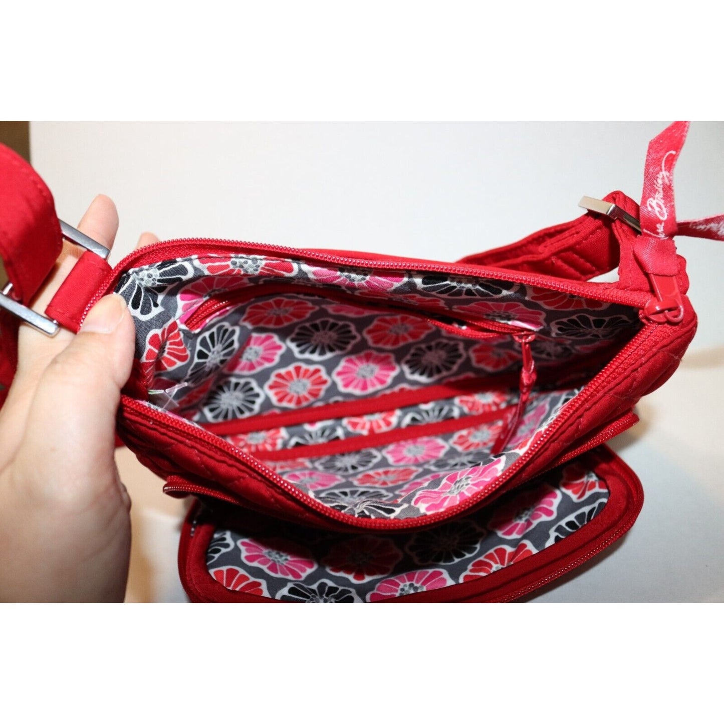 Vera Bradley Red Cotton Zip Hipster Crossbody Purse Shoulder Bag Quilt