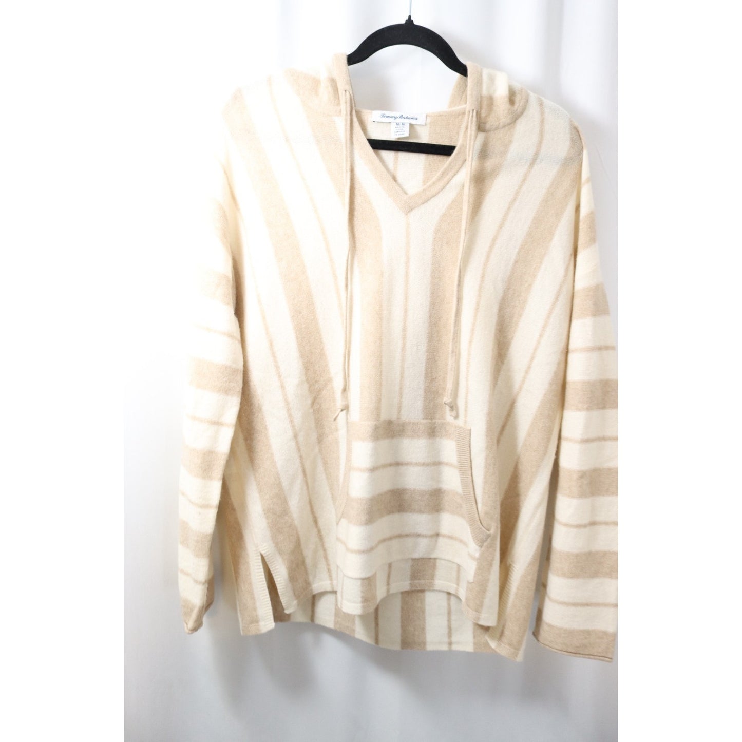 Tommy Bahama Medium Wool/Cashmere V Neck Long Sleeve Hoodie Lightweight