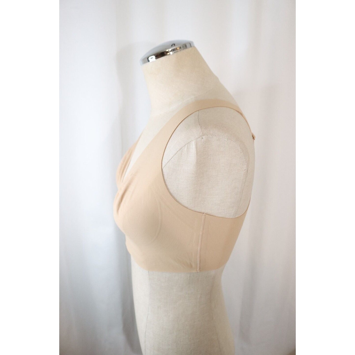 Auden Bra Size Large Nude Wireless