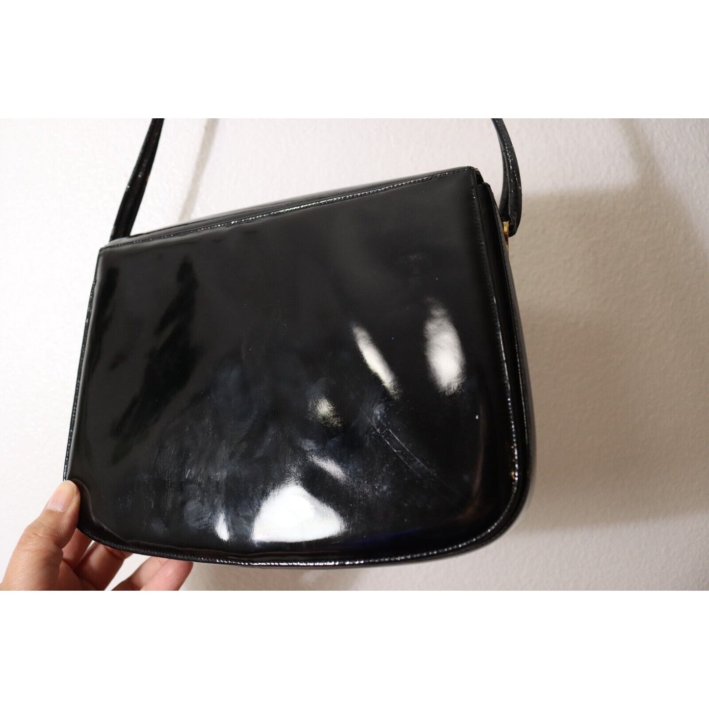 Vintage Bally Authentic 1980's Black Patent Leather Crossbody Shoulder Purse/Bag