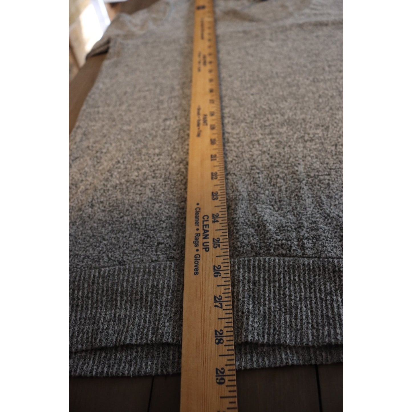 Lucky Brand M Sweater Heathered Gray Lightweight V-Neck Long Sleeve SOFT