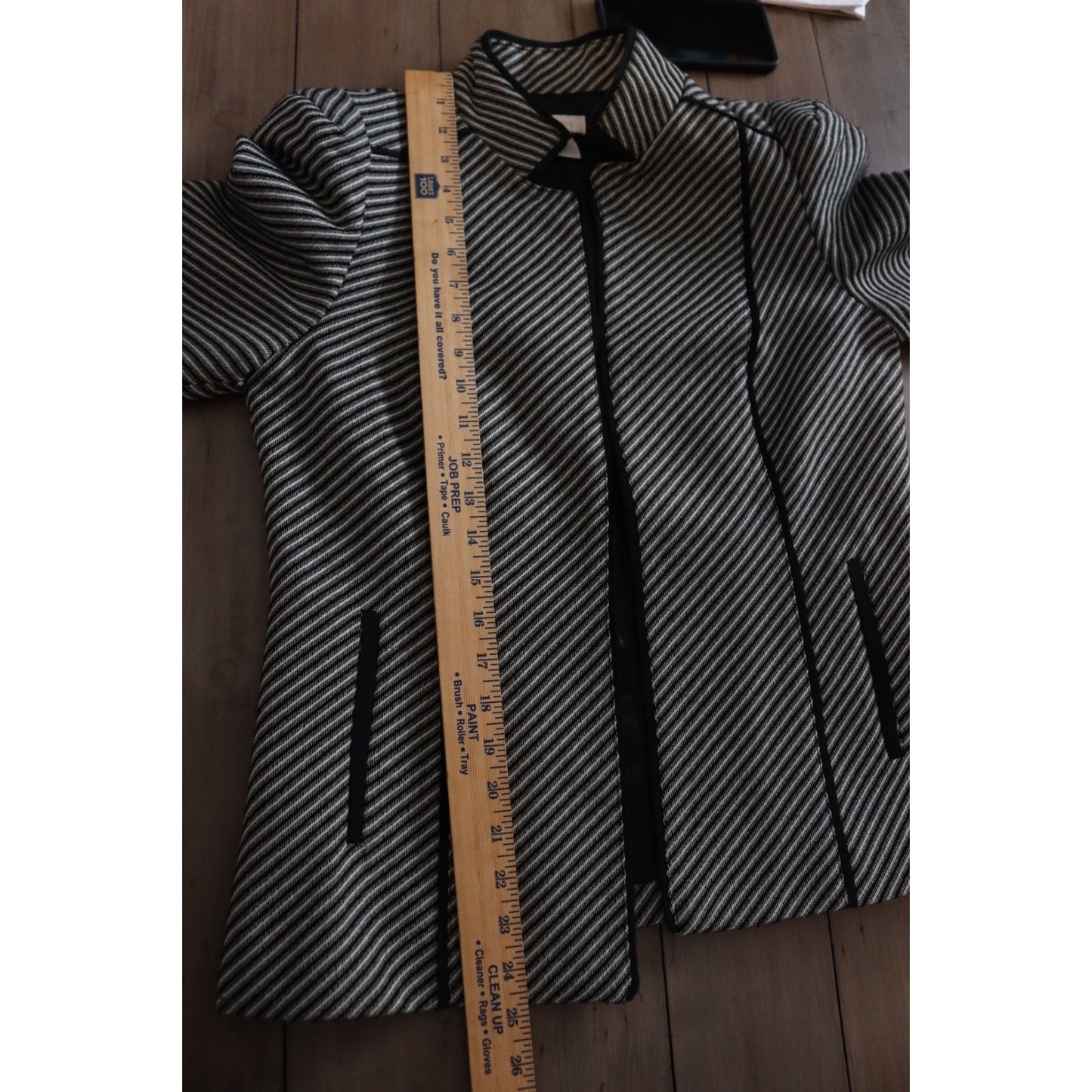 Chico's Blazer Long Sleeve Business Size 0 Open Black and White Zip Sleeves