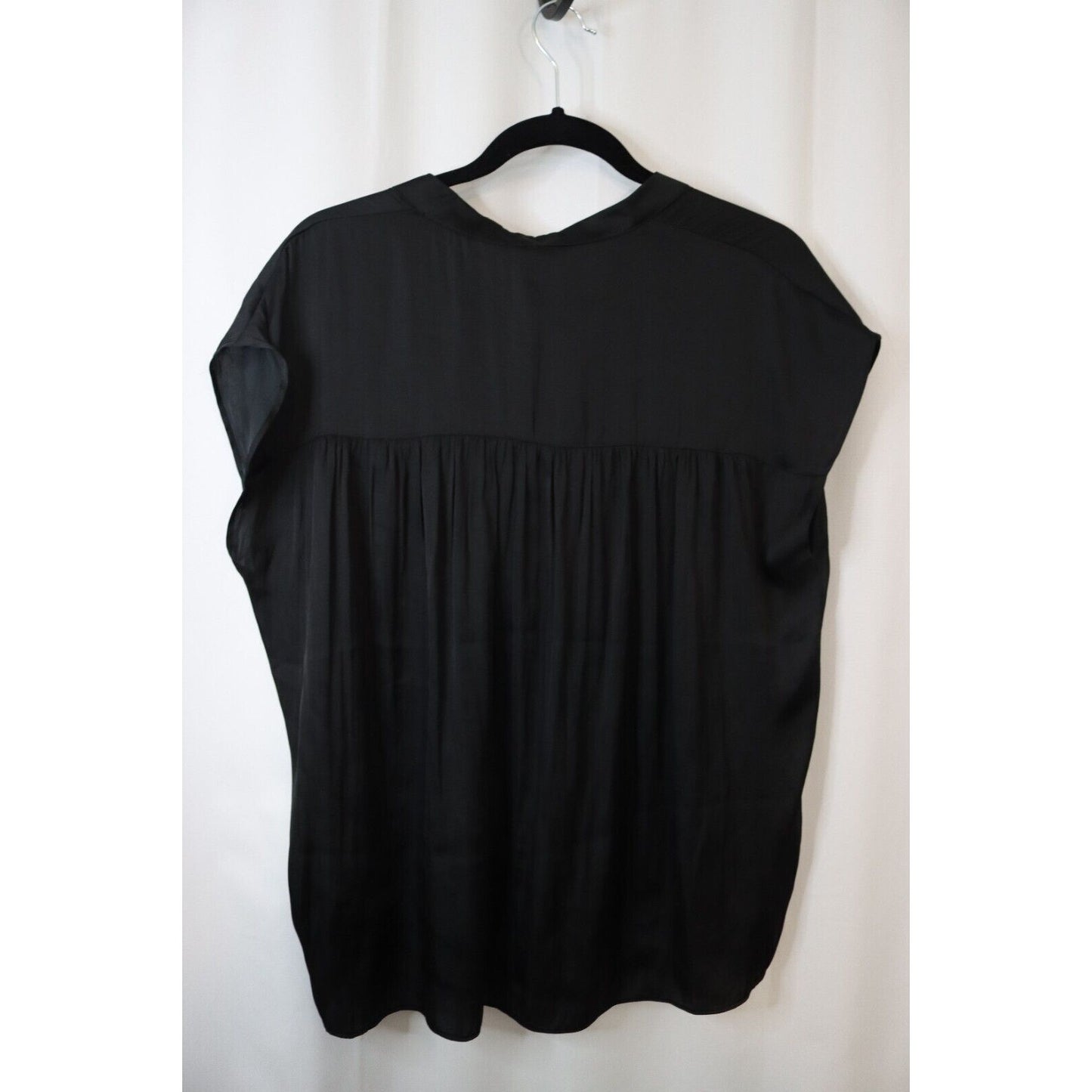 Sincerley Jules Size XL Black Polyster V Neck Lightweight