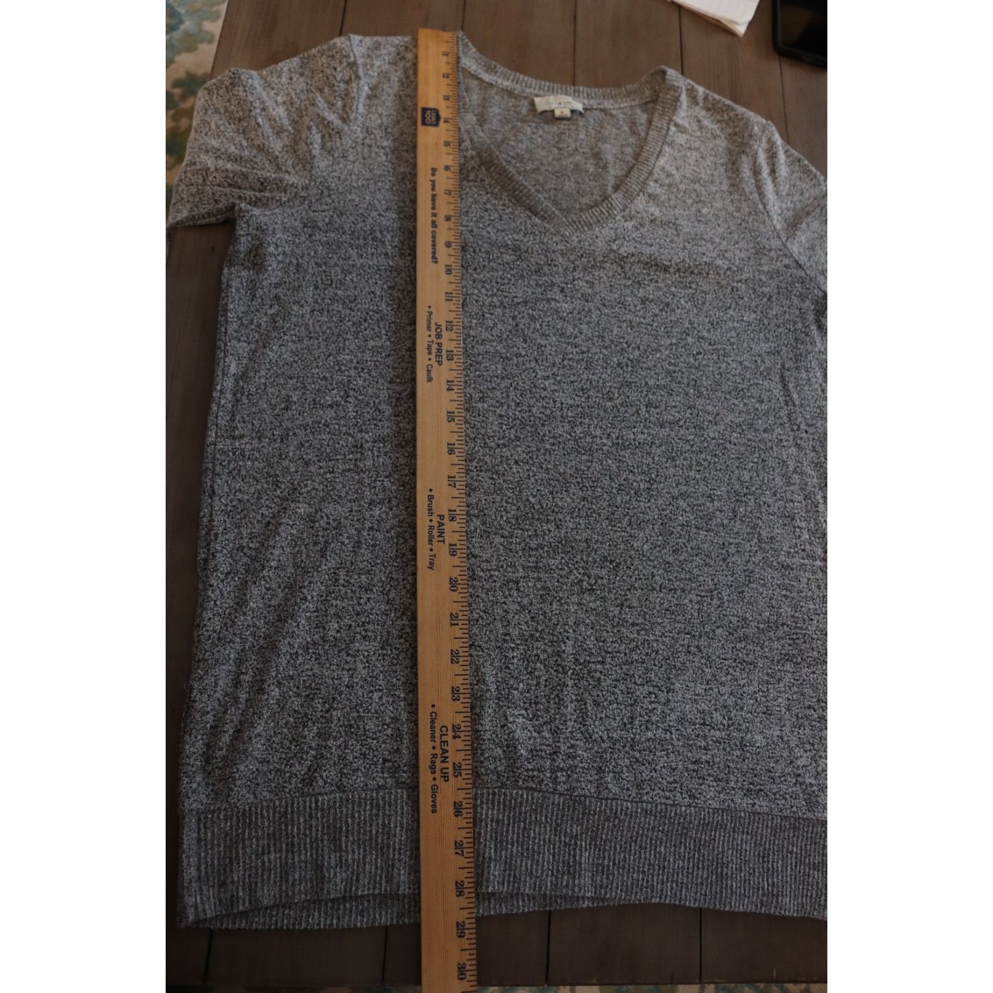 Lucky Brand M Sweater Heathered Gray Lightweight V-Neck Long Sleeve SOFT
