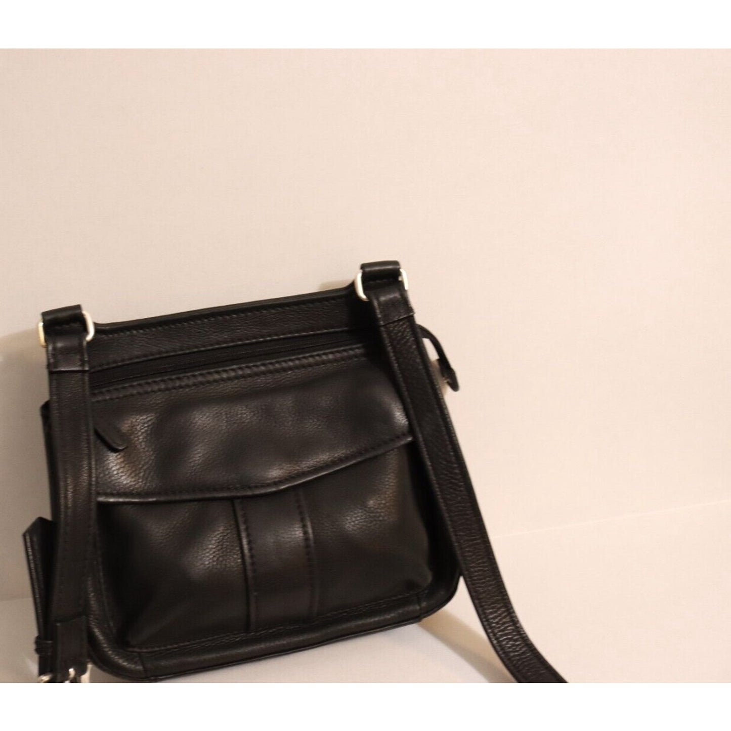 Fossil Black Leather Crossbody Credit Card Organizer Bag Adjustable