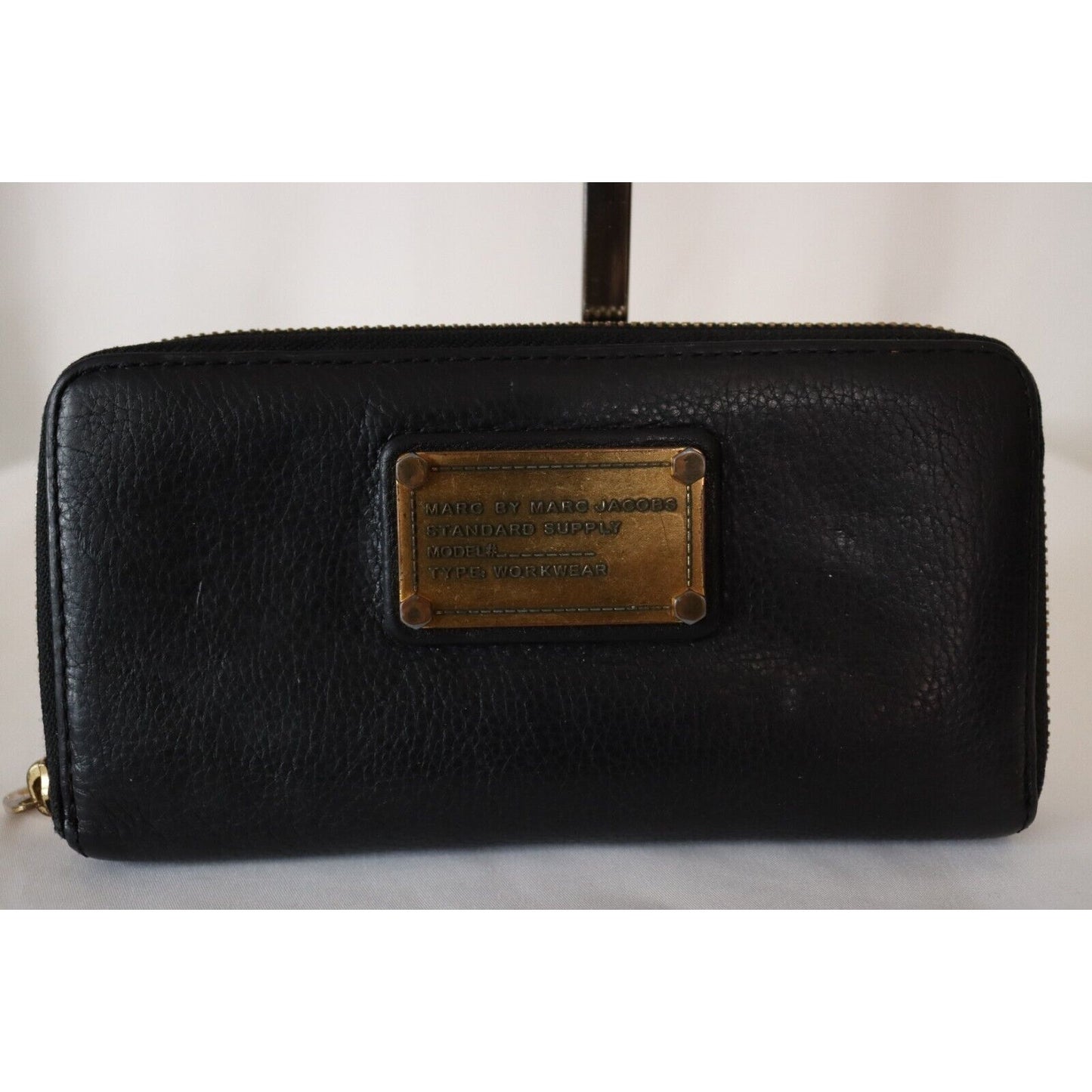 Marc by Marc Jacobs Standard Supply Leather Zip Around Wallet FLAW