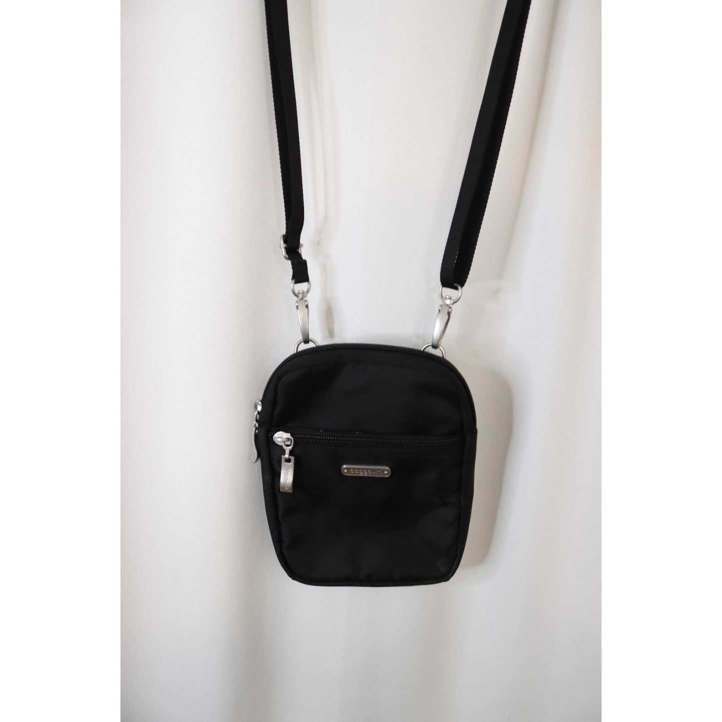 Baggalini Black Small Crossbody Bag Adjustable Detachable