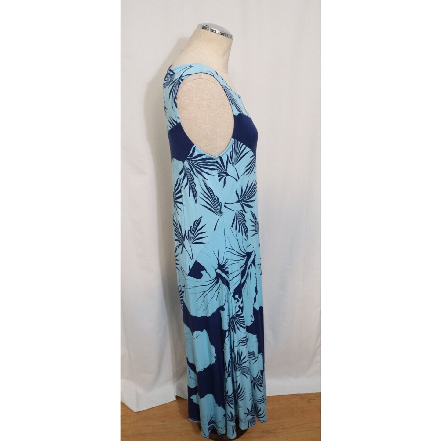 Soft Surrounding Blue and Navy Dress Size Small Sleeveless