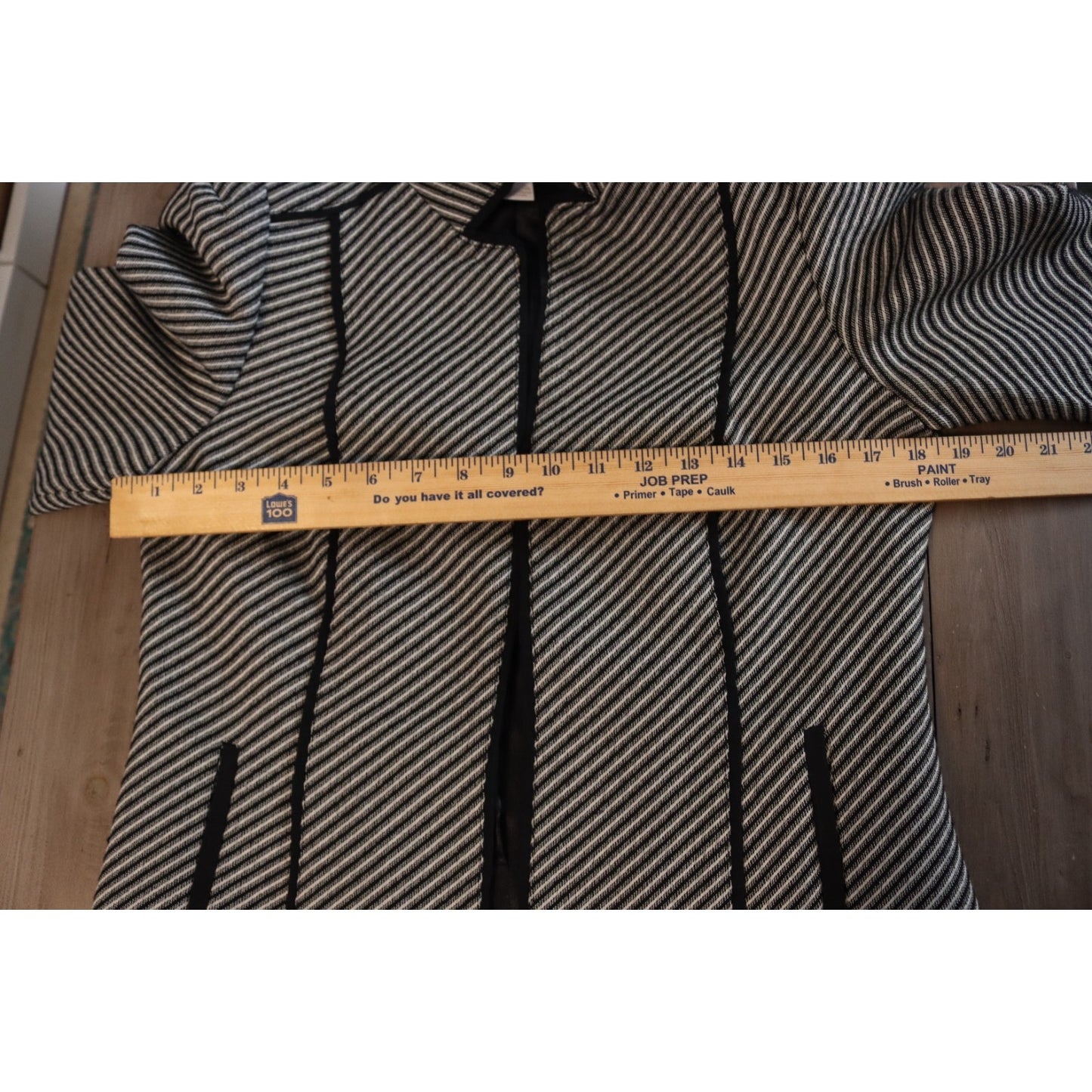 Chico's Blazer Long Sleeve Business Size 0 Open Black and White Zip Sleeves