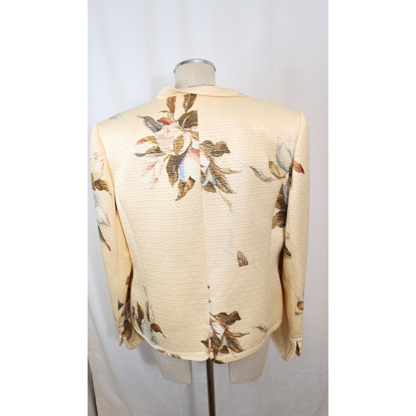 NWT Linda Allard Ellen Tracy Yellow with Flower Blazer Open Front Size 14