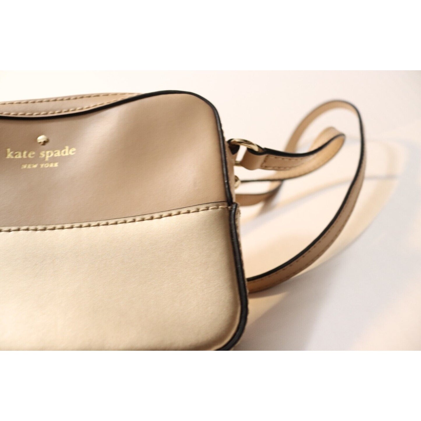 Kate Spade Two Tone Crossbody Hangbag Zip Closure