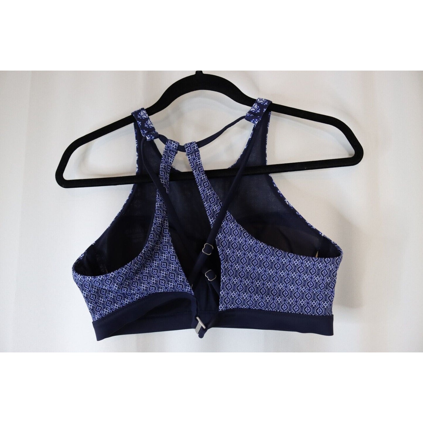 Athleta Swim Top Size 35 B/C Underwire Padded