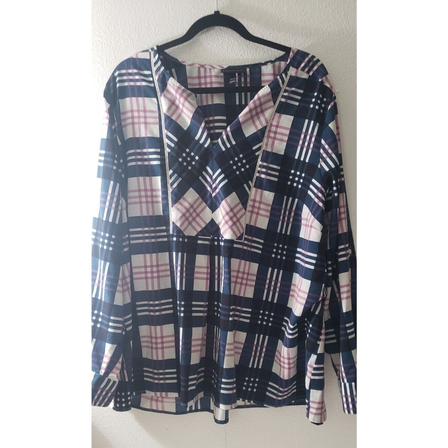 Lane Bryant Navy Pink White Plaid Long Sleeved Top Size 26/28