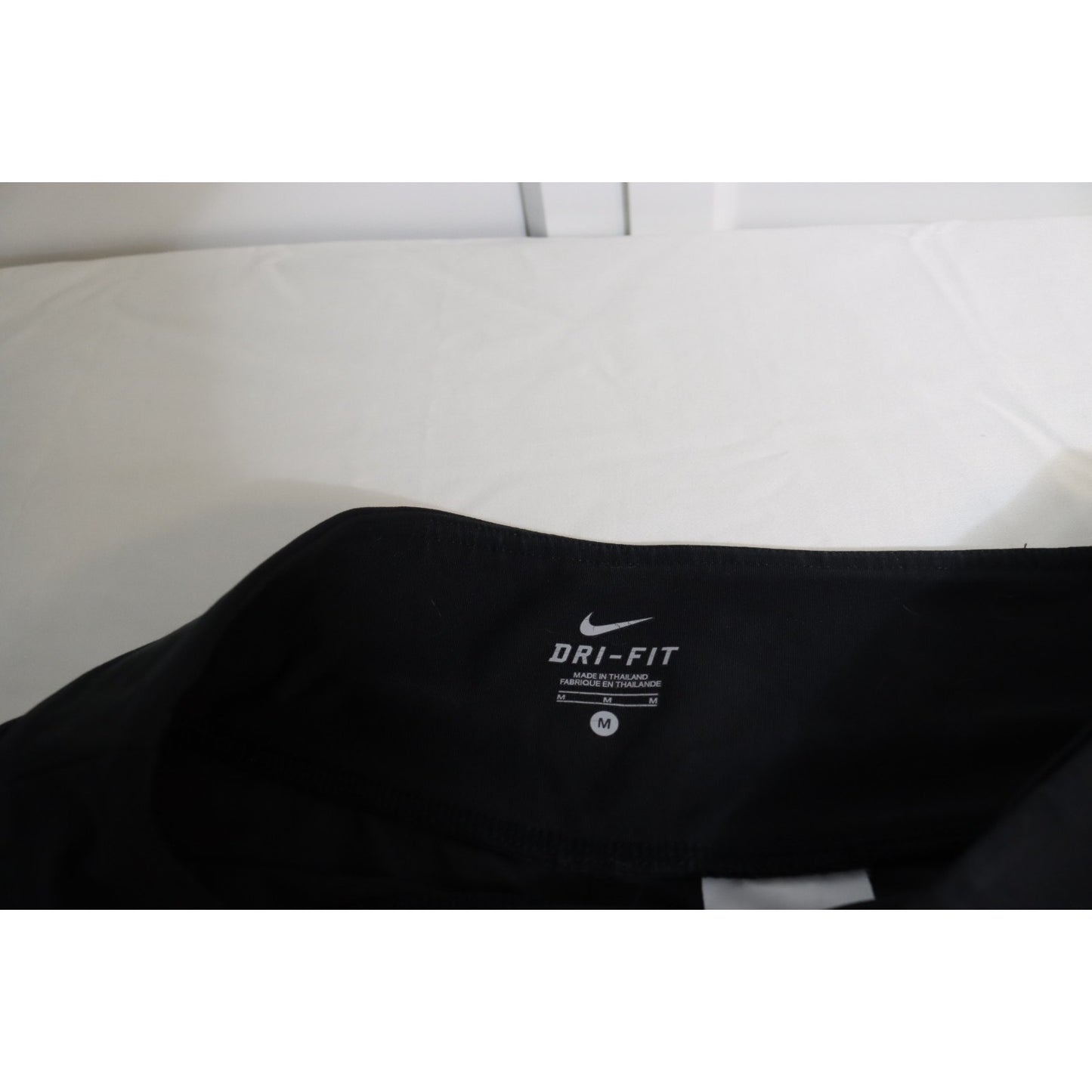 Nike Dri fit Capri Medium Black Pant Cropped Logo