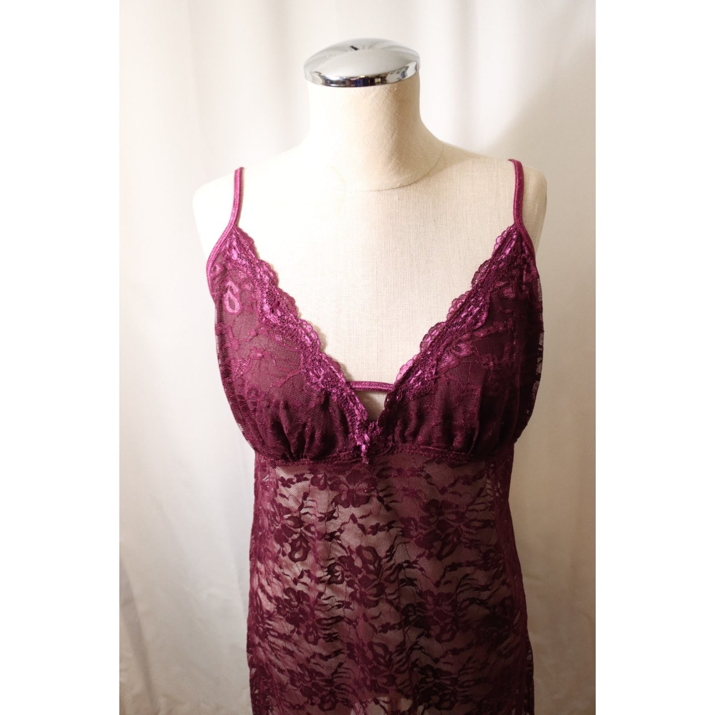 Uhnbranded Baby Doll Purple Lace Nightgown Size XL Nylon/Spandex