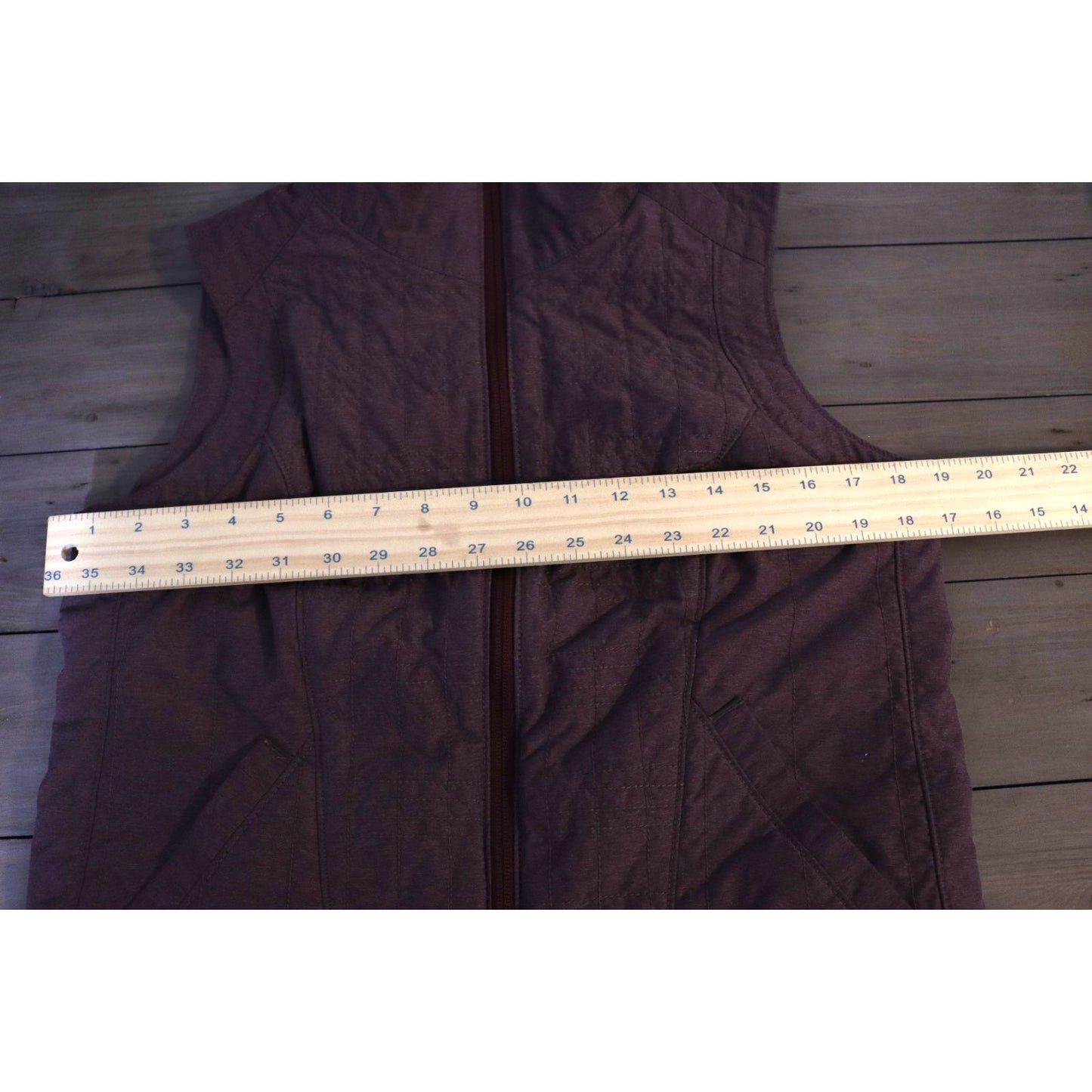 Columbia Vest Maroon Pockets Size Medium