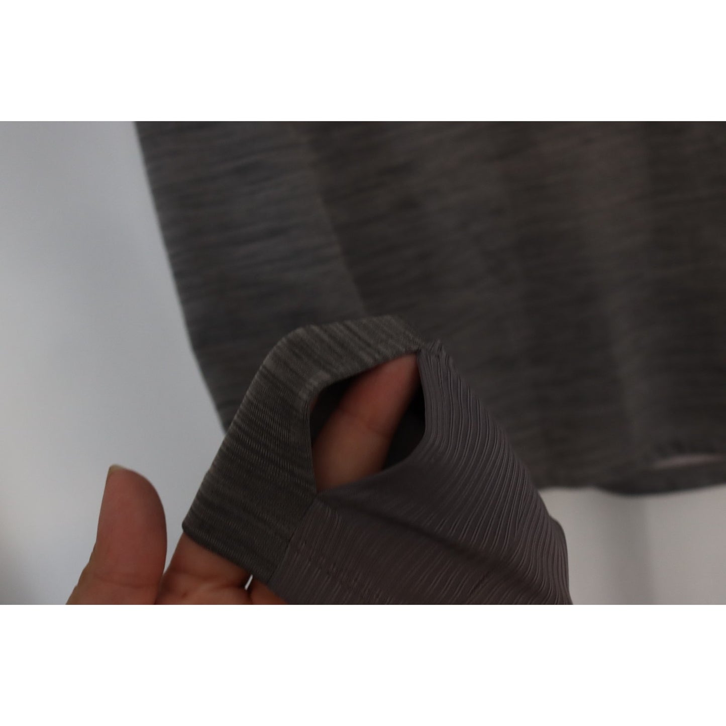 Nike Dri-Fit Medium Running Grey Long Sleeve Sport Top 1/4 Zip