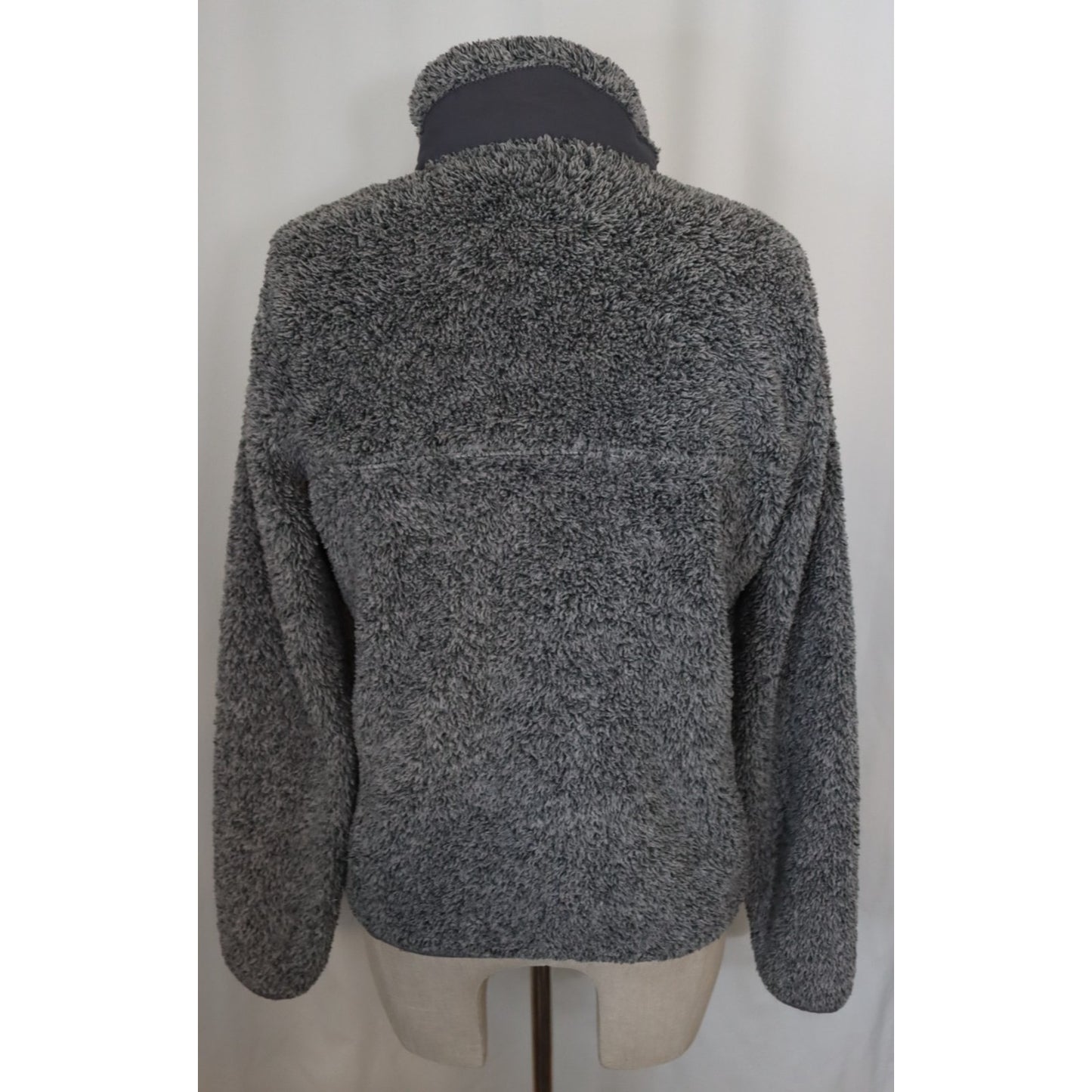 L.L Bean Sweater Button XS Long Sleeve Polyester