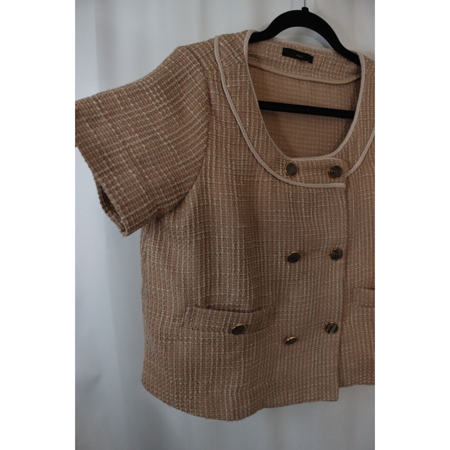 MM & Co Short Tweed Blazer Light Brown Button Preppy Flaws