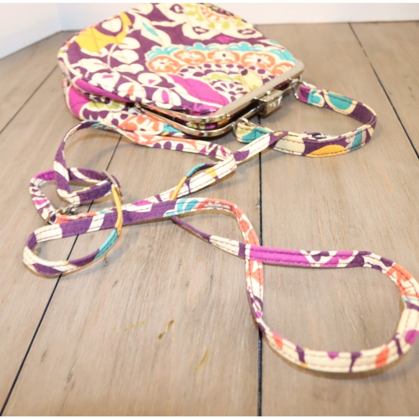 Vera Bradley Convertiable Top Handle/Crossbody Floral Small Bag Mini Frame