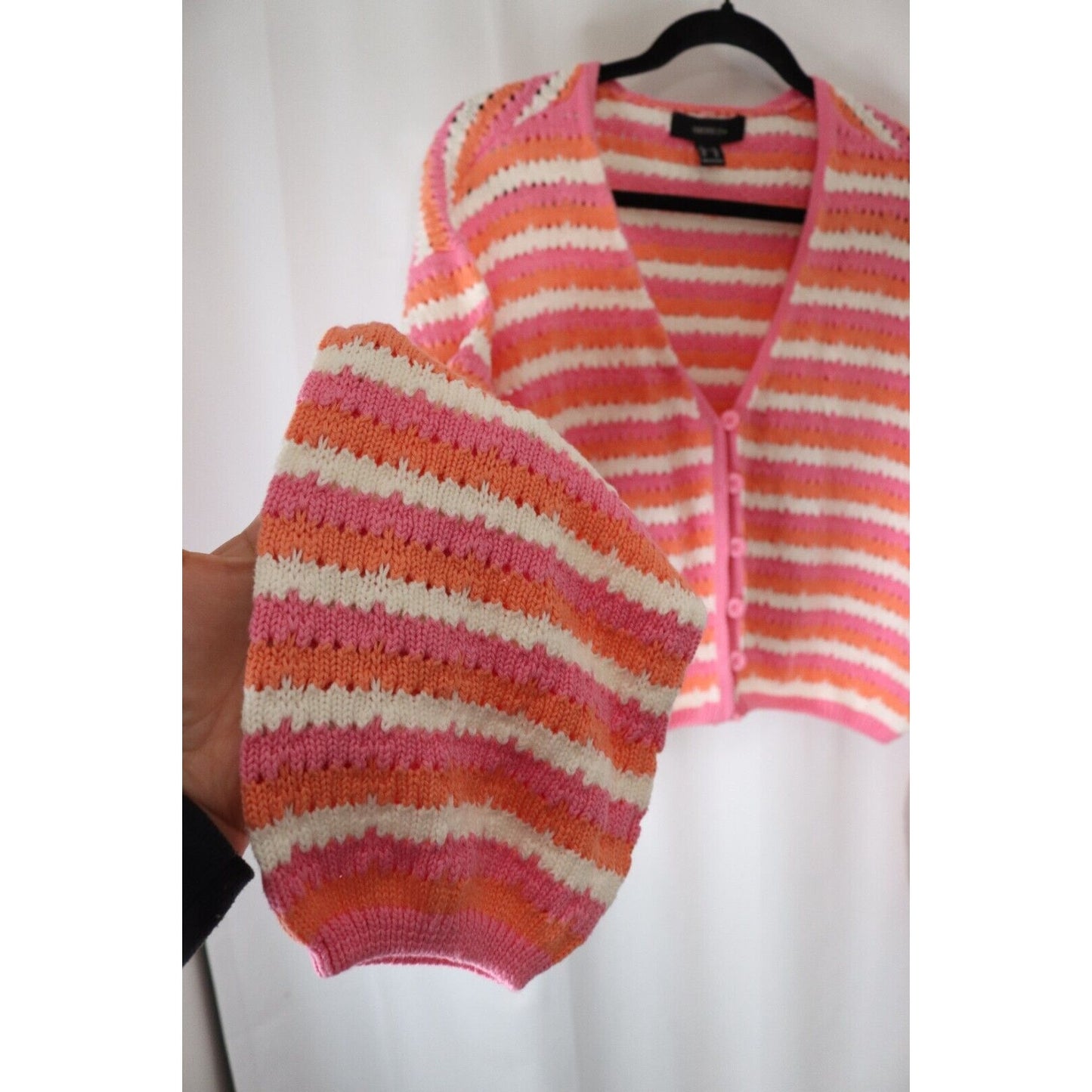 Forever 21 Sweater Cropped Pink and White Long Sleeves Size 3X Button