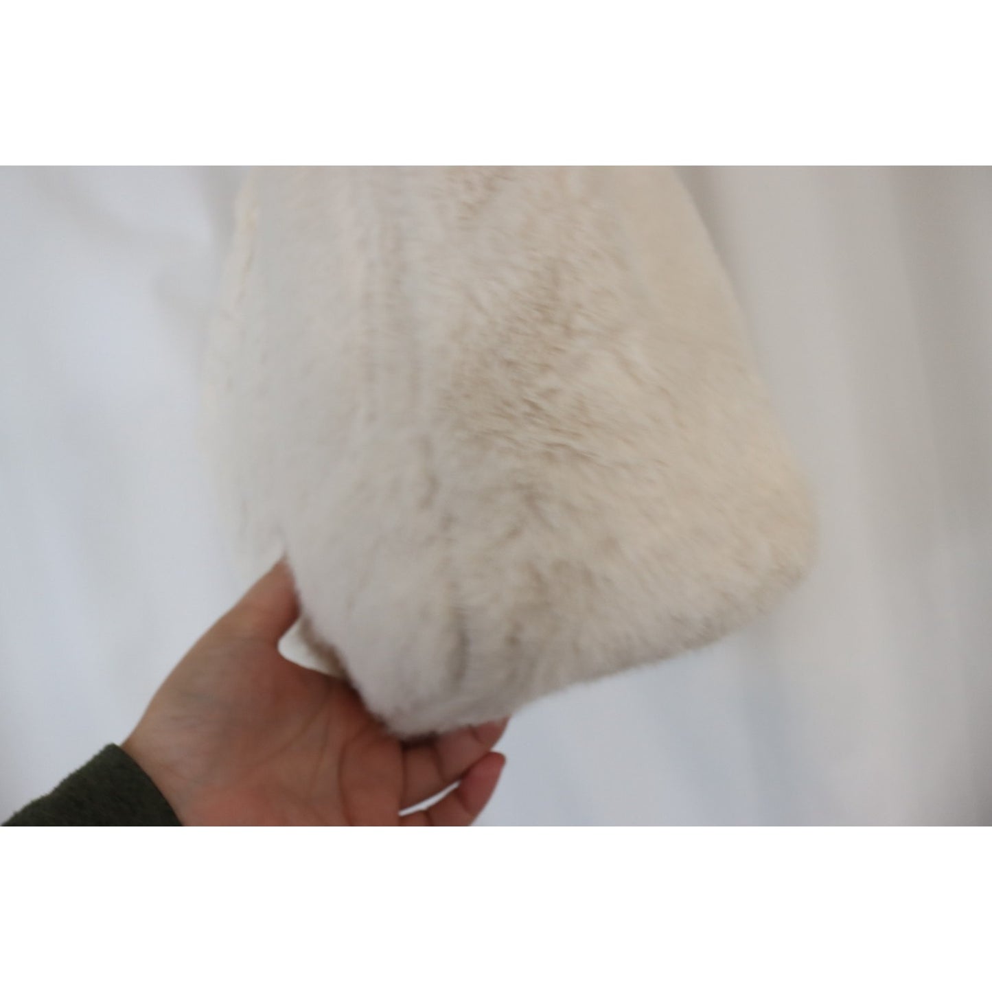 NWT White Faux Fur Victoria's Secret Shoulder Bag