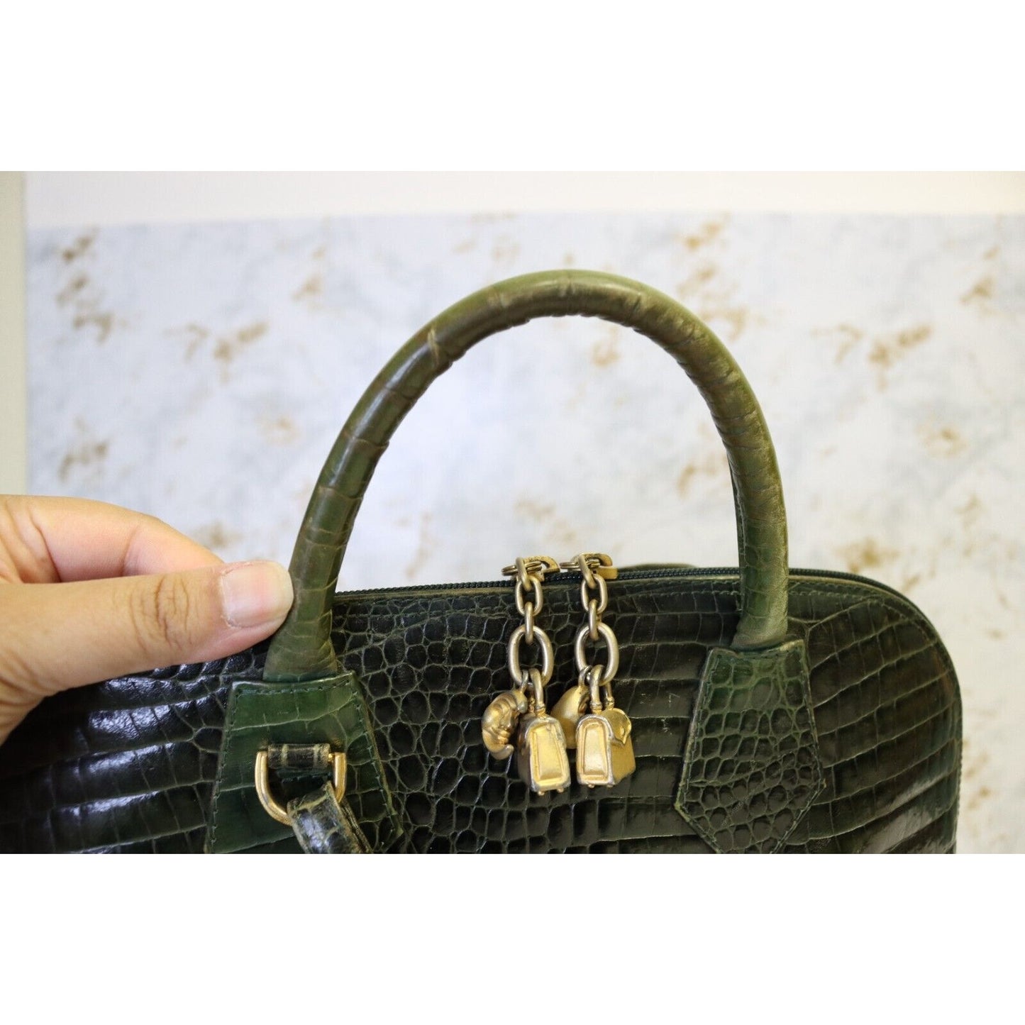 Vintage Vicenza 1993 Crocodile Embossed Leather Shoulder Bag Handbag