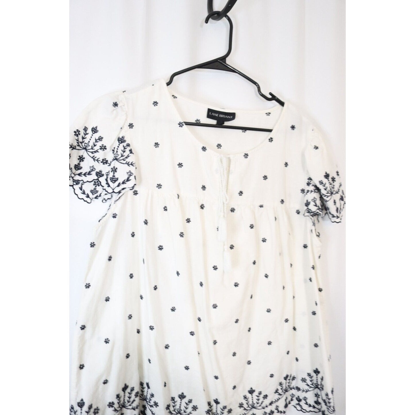 Lane Bryant White and Black Short Sleeve Top Size 16 Cotton/Linen